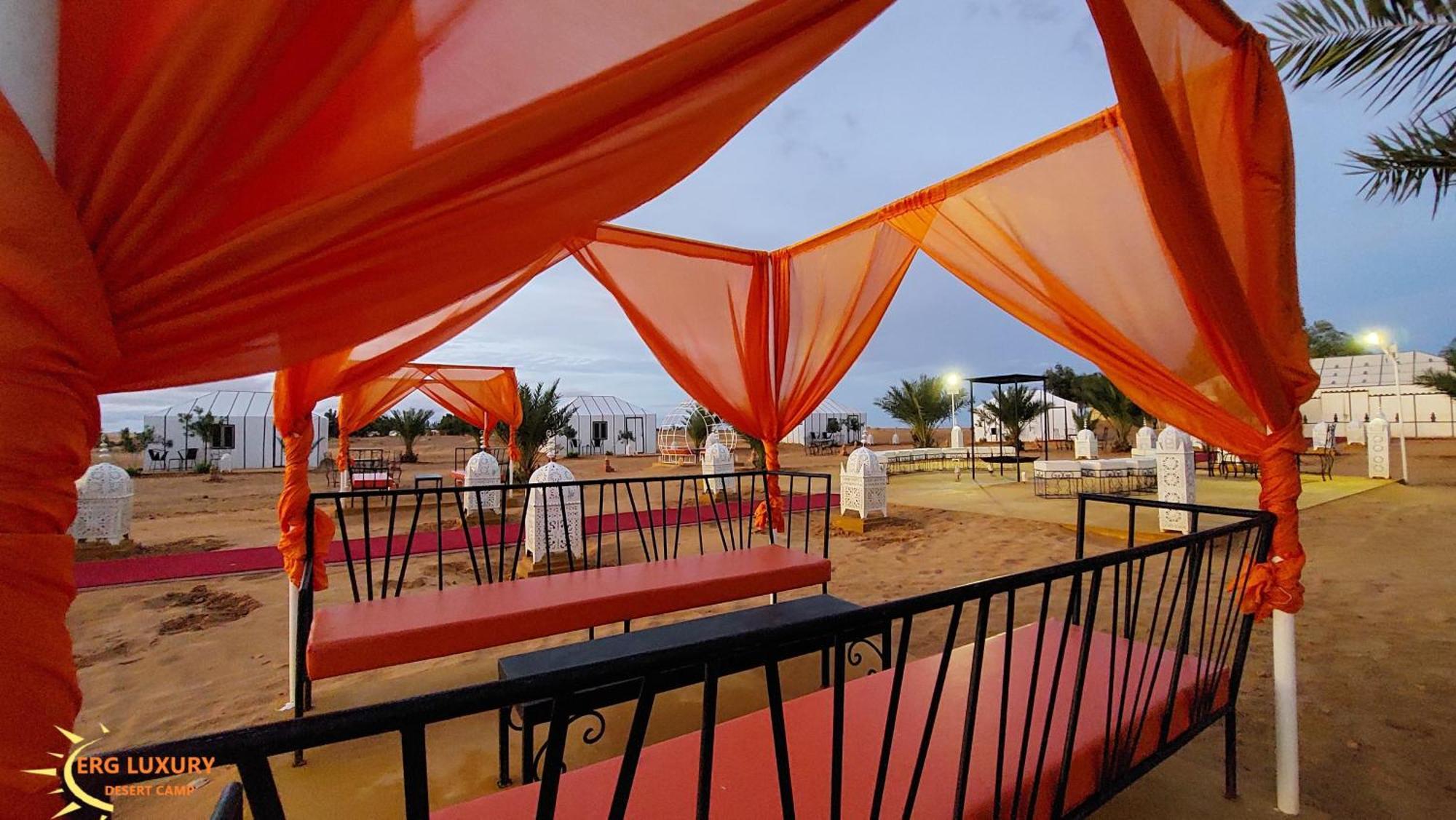 מלון מרזאוגה Dounia Luxury Camp מראה חיצוני תמונה