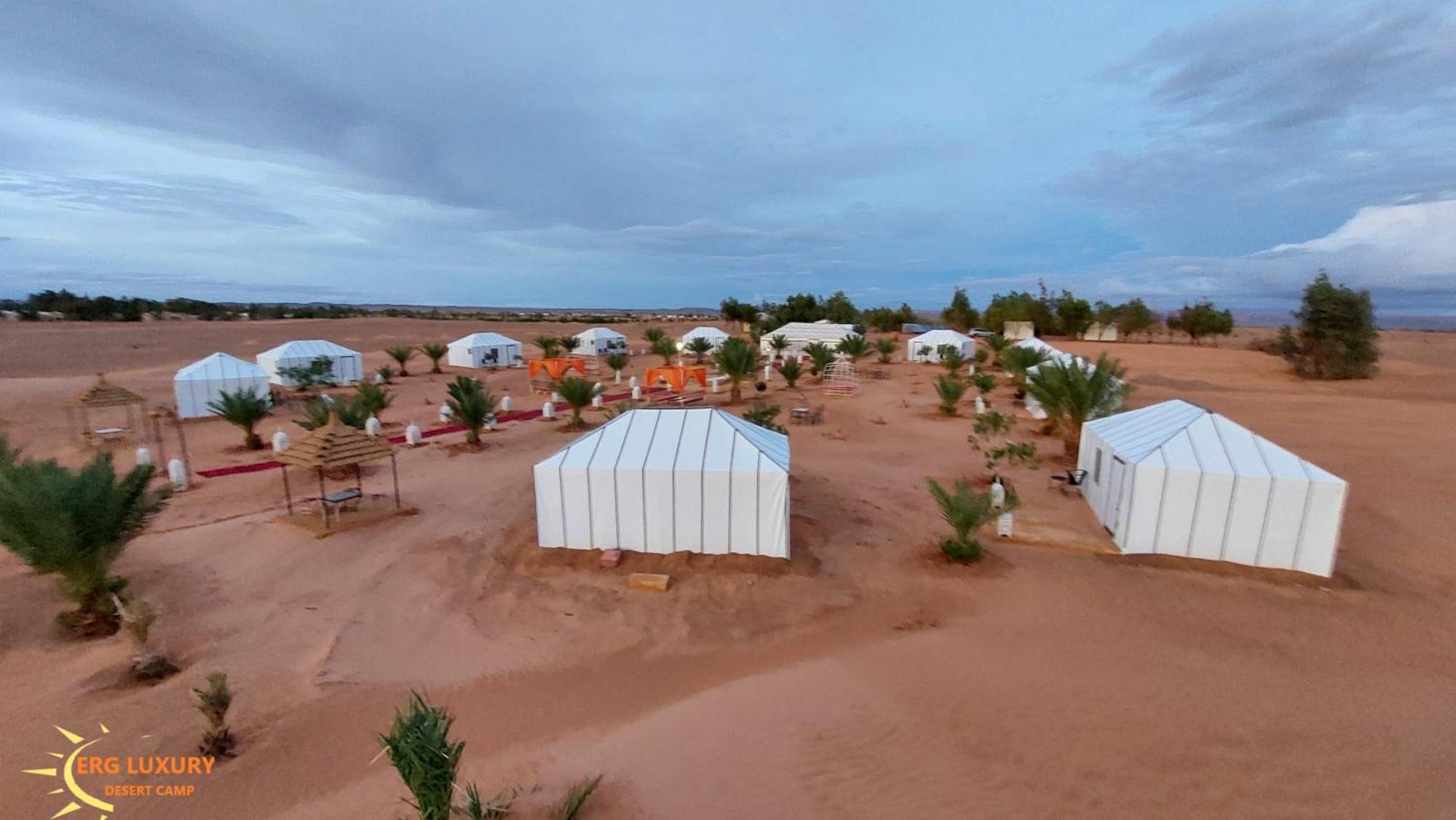 מלון מרזאוגה Dounia Luxury Camp מראה חיצוני תמונה